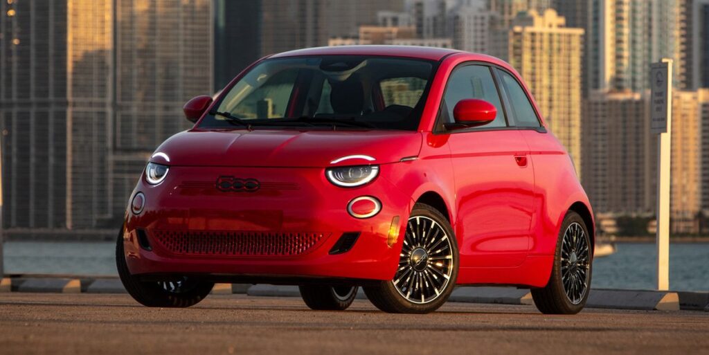 Fiat 500e Red